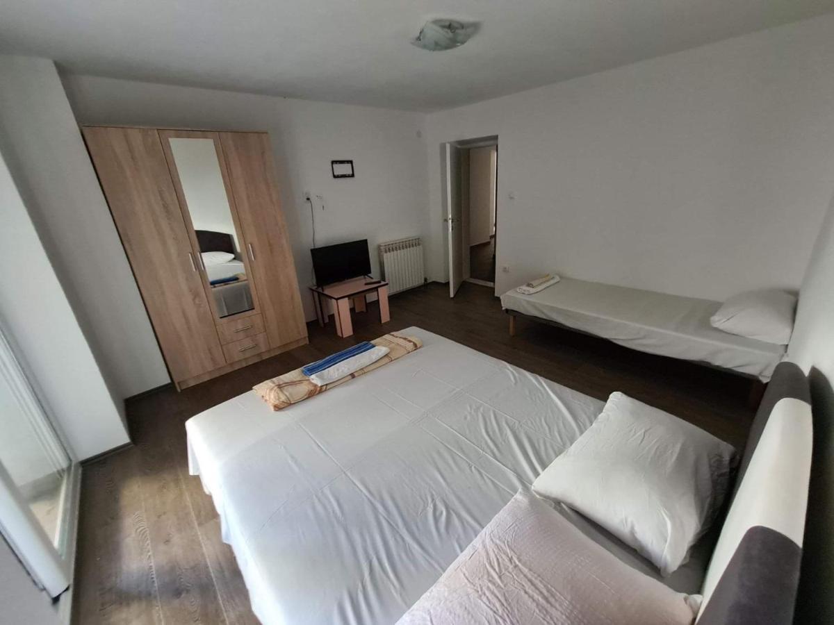 M2 Sobe Hotell Trebinje Exteriör bild
